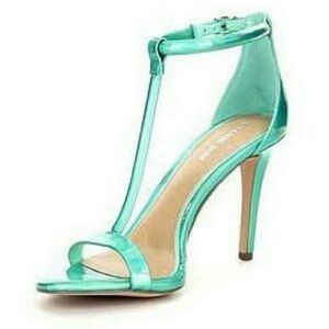Gianni Bini Turquoise Heels